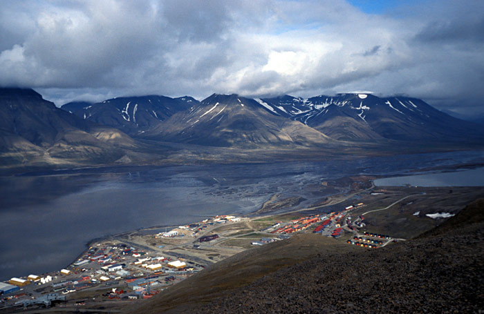 CRUCEROS NORUEGA ISLAS SVALBARD ISLAS SVALVARD ISLAS SBALBARD NORUEGA FIORDOS NORUEGOS CABO NORTE CRUCEROS EXPLORACION